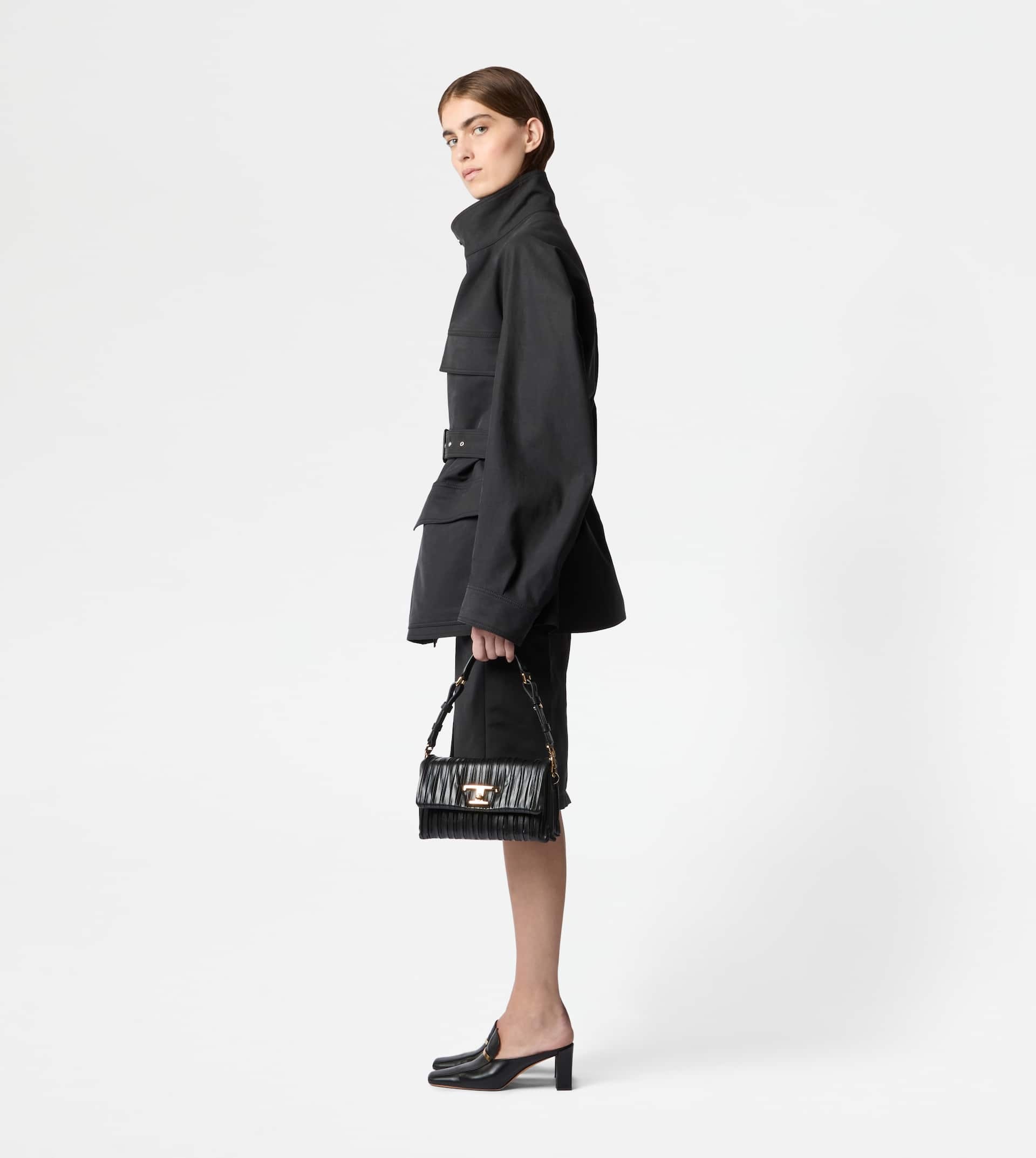 T TIMELESS FLAP BAG IN LEATHER MINI - BLACK - 3