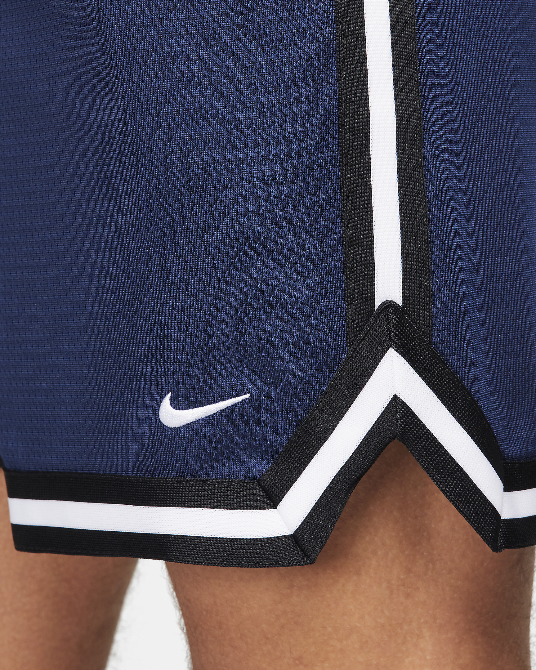 Nike DNA Men's Dri-FIT 6" Basketball Shorts - 6