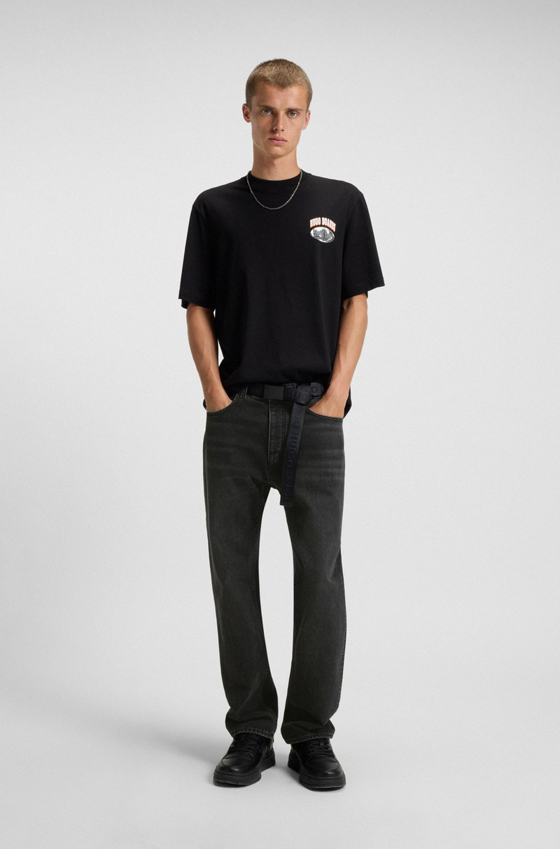 HUGO REGULAR-FIT JEANS IN BLACK WASHED DENIM outlook