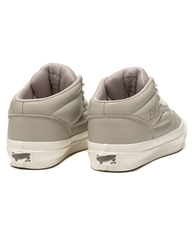Vans OTW Half Cab 33 Grey outlook