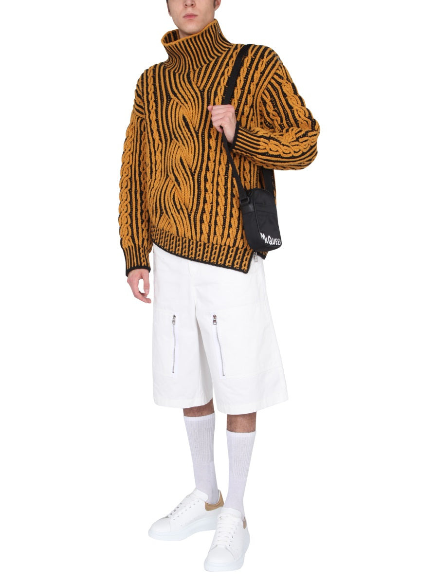 Alexander Mcqueen Men Japanese Gabardine Shorts - 2