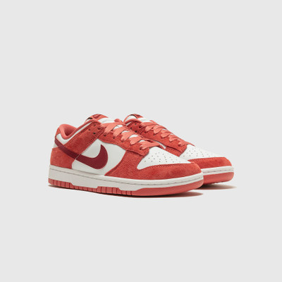 Nike WMNS DUNK LOW "VALENTINE'S DAY '24" outlook