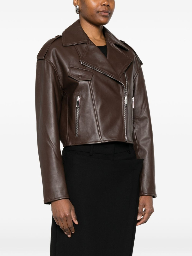 zip-fastening leather jacket 3