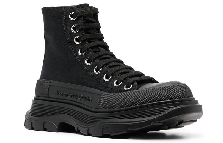 (WMNS) Alexander McQueen Tread Slick Boots 'Core black' 697080W4MV21000 - 2