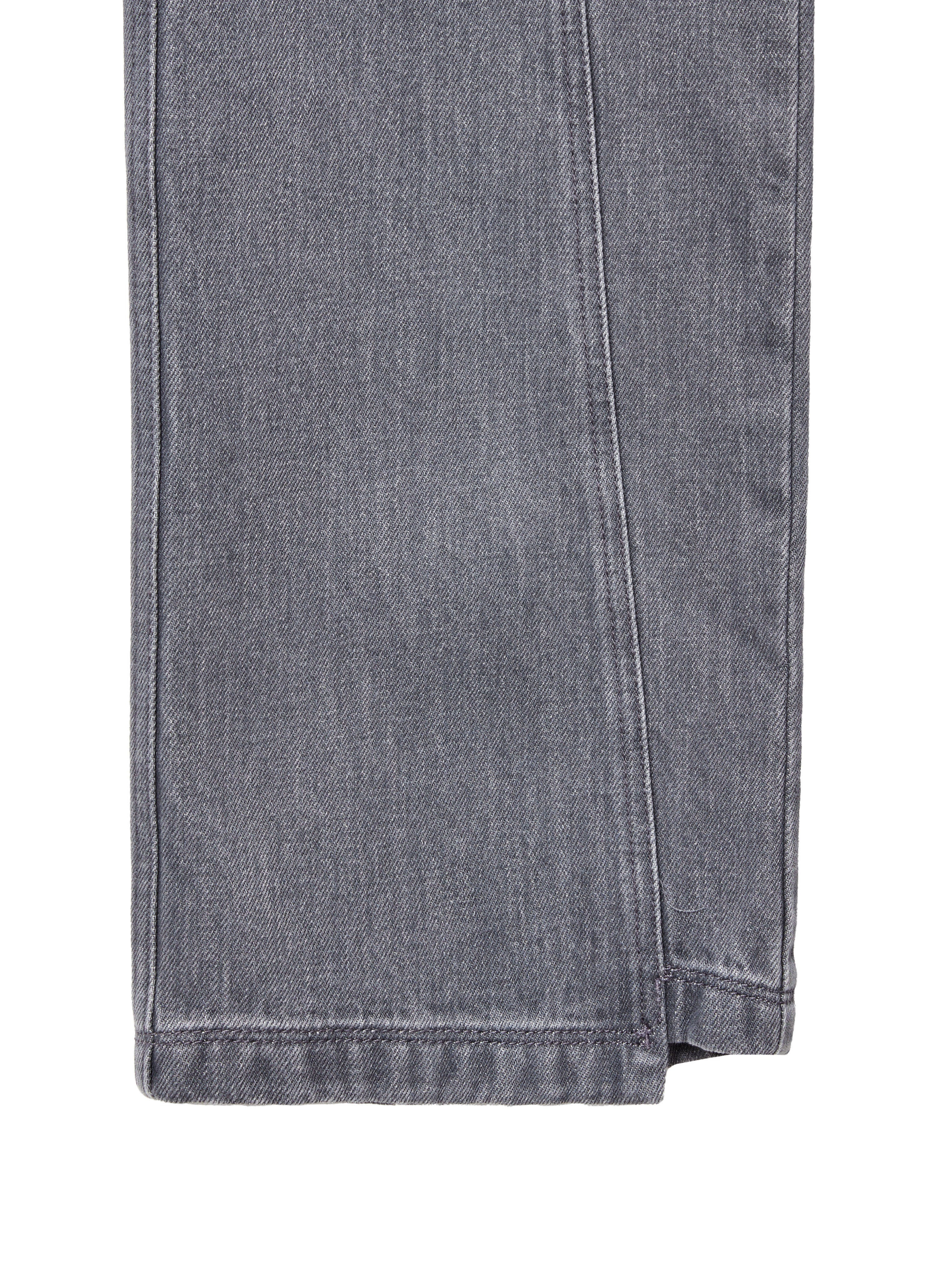 CURVED JEANS
( - 5