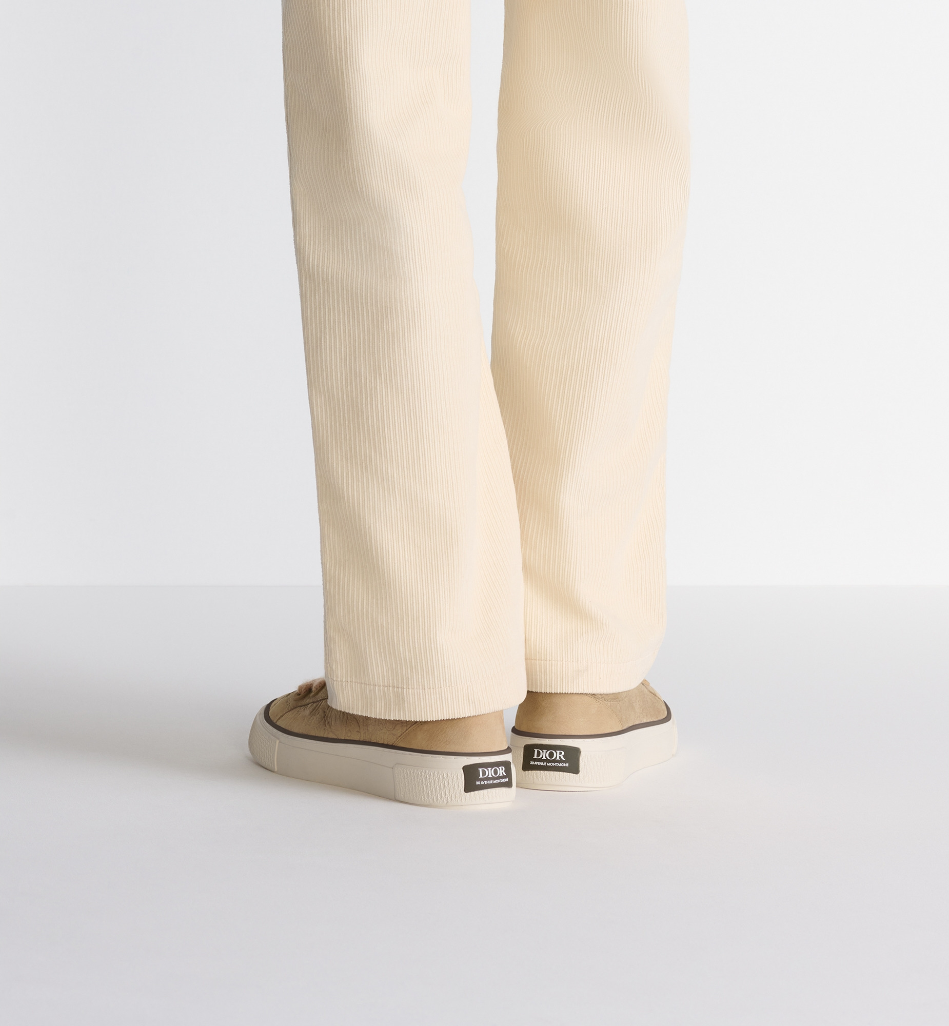 B33 Spin Sneaker - 3