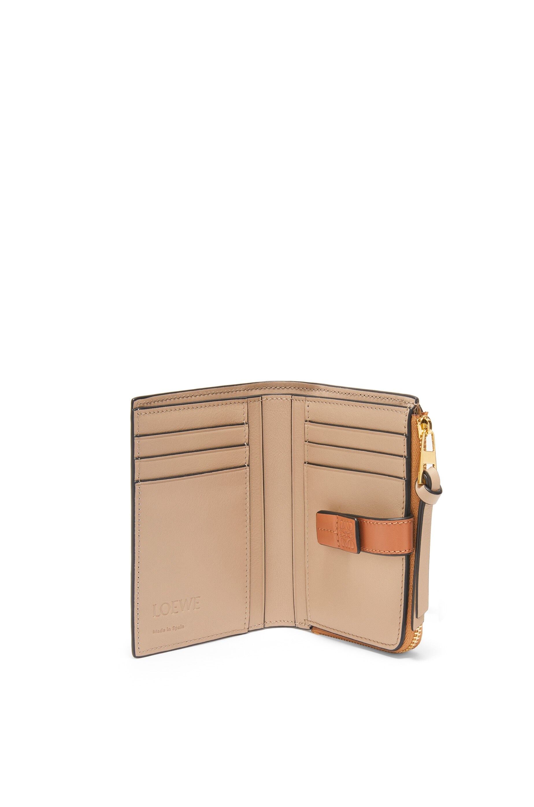 Slim compact wallet in soft grained calfskin - 2