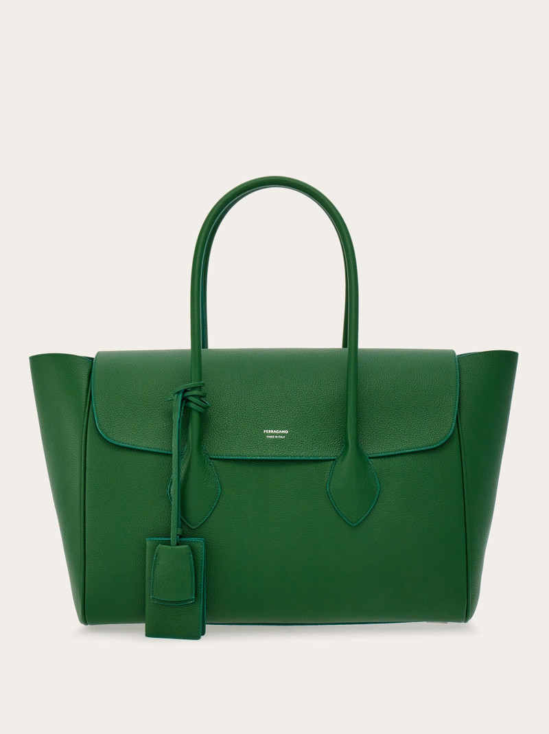 East-West tote bag 1