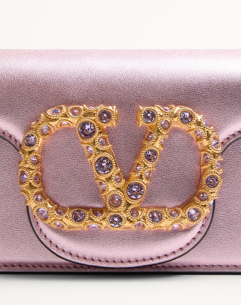 VALENTINO GARAVANI LOC 의 SMALL SHOULDER BAG 에 LAMINATED CALFSKIN 와 JEWEL LOGO 8