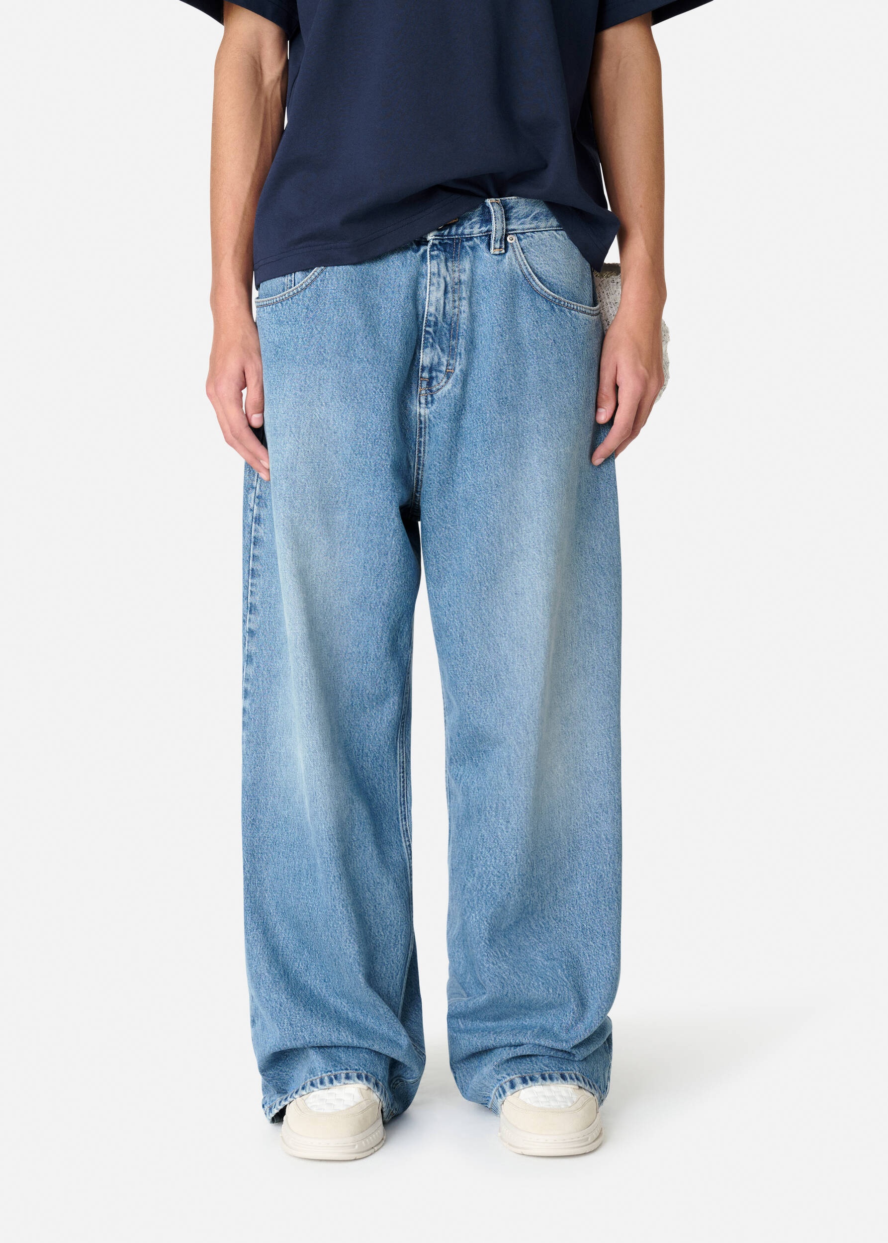Embroidered Relaxed Jeans - 2