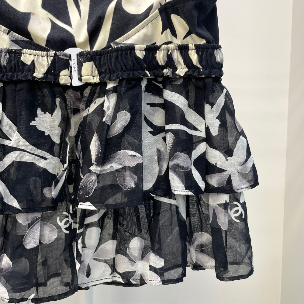 Chanel flower ruffle sleeveless top - 9