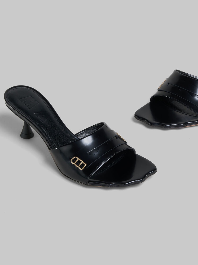 BLACK LEATHER MOONLIGHT SANDAL WITH SCULPTED TOE - 4