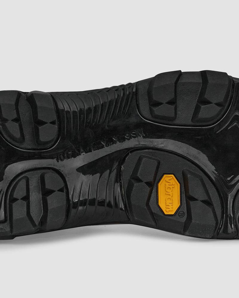 MID BOOT WITH VIBRAM SOLE 8