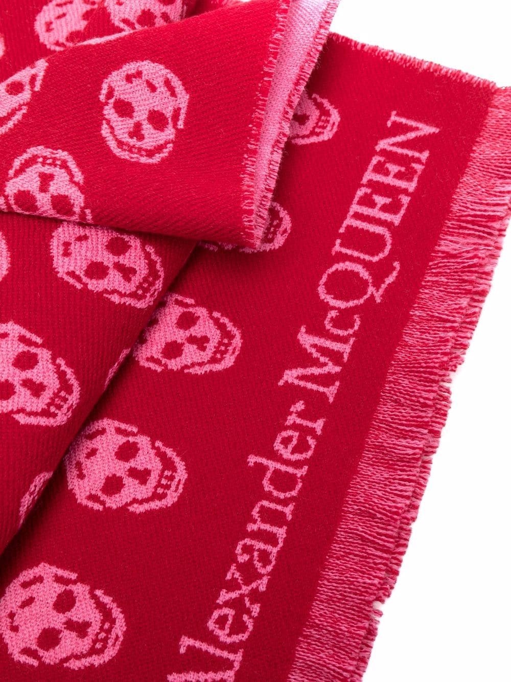 Alexander McQueen skull-print shorts - Red