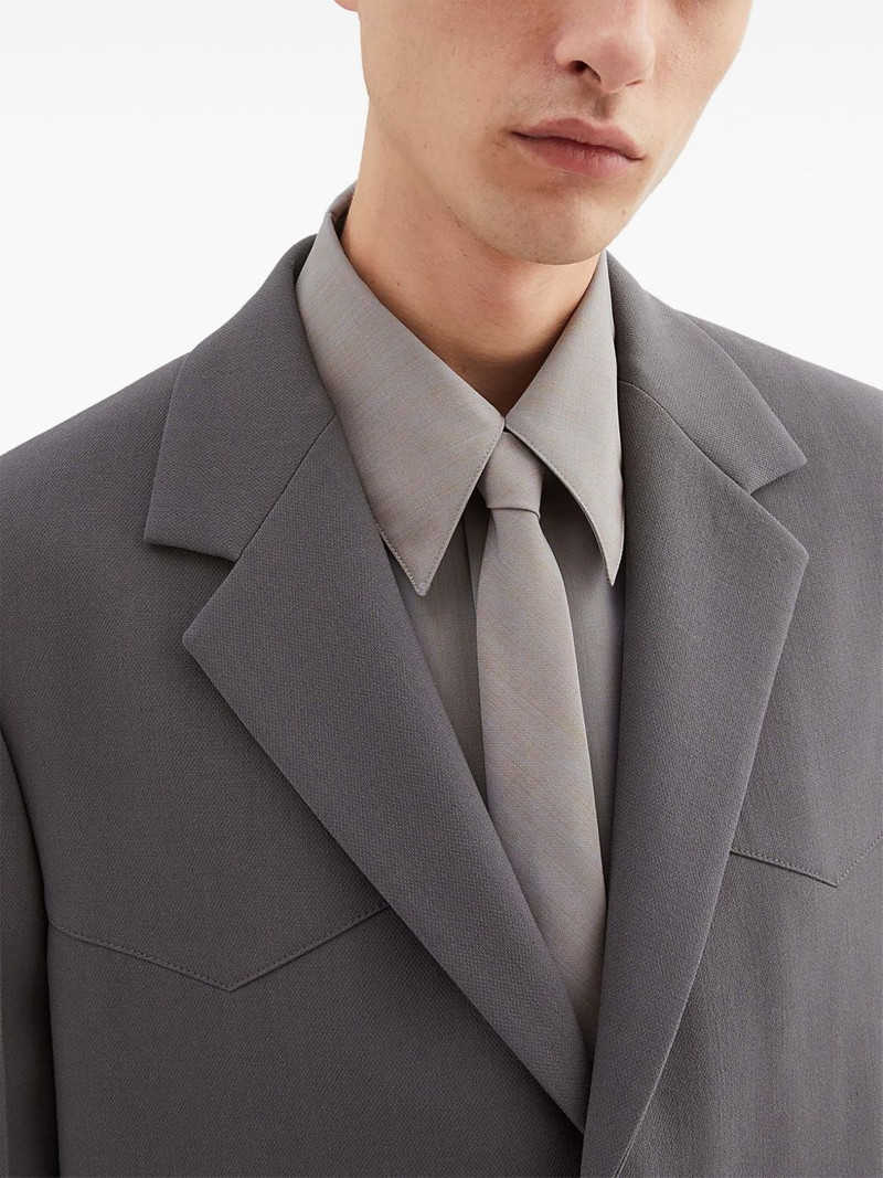 detachable-collar tailored jacket 4