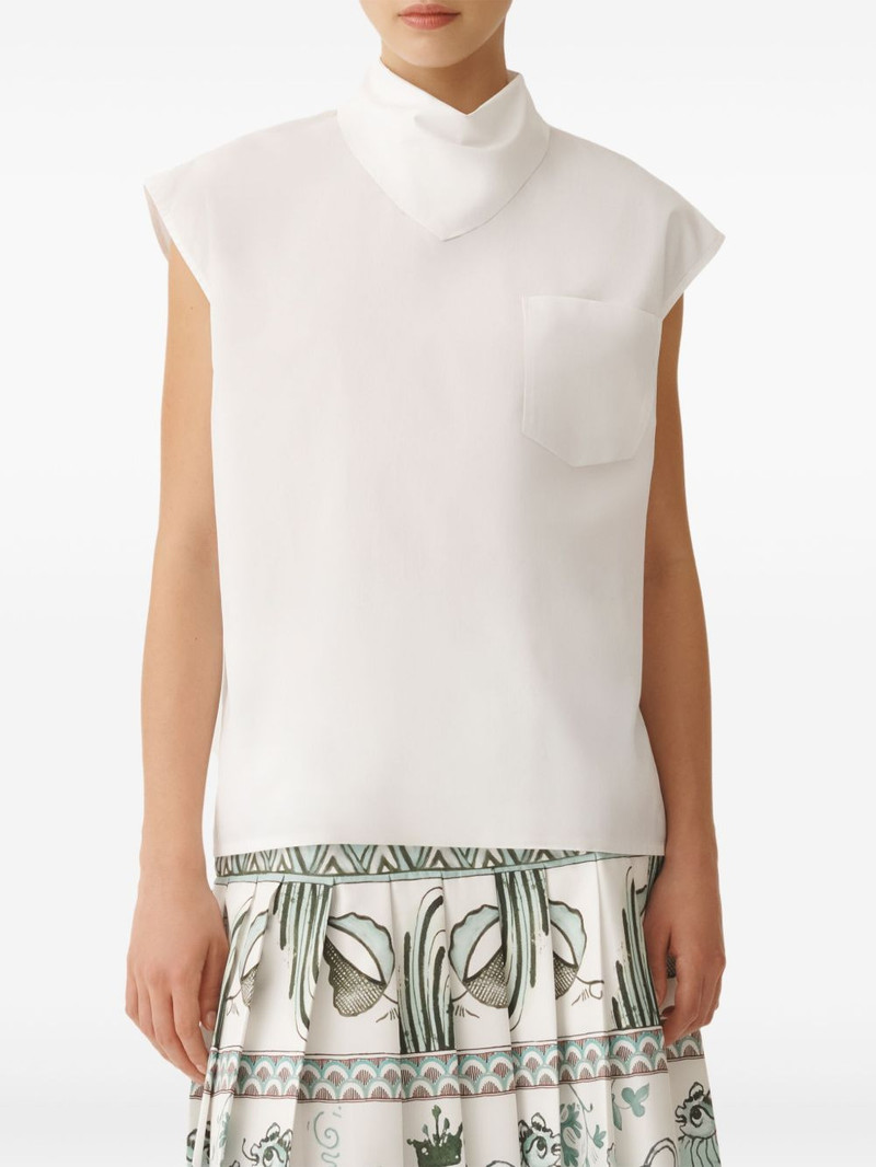 halterneck blouse 3