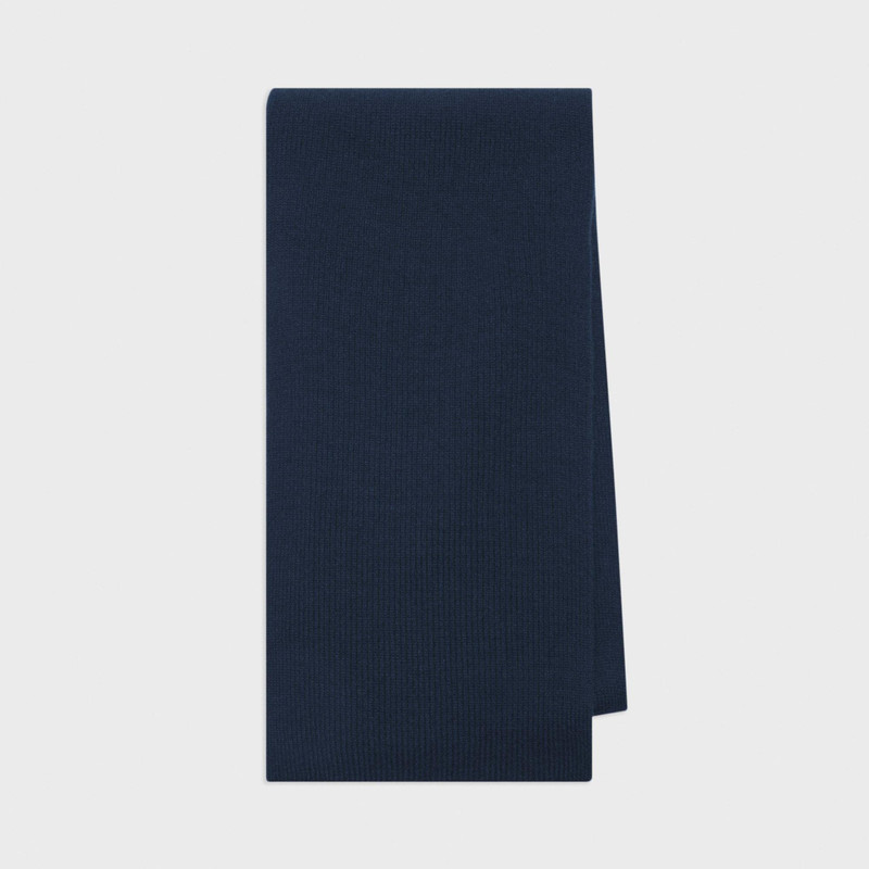 Camden Scarf in Ribbed Cashmere 1