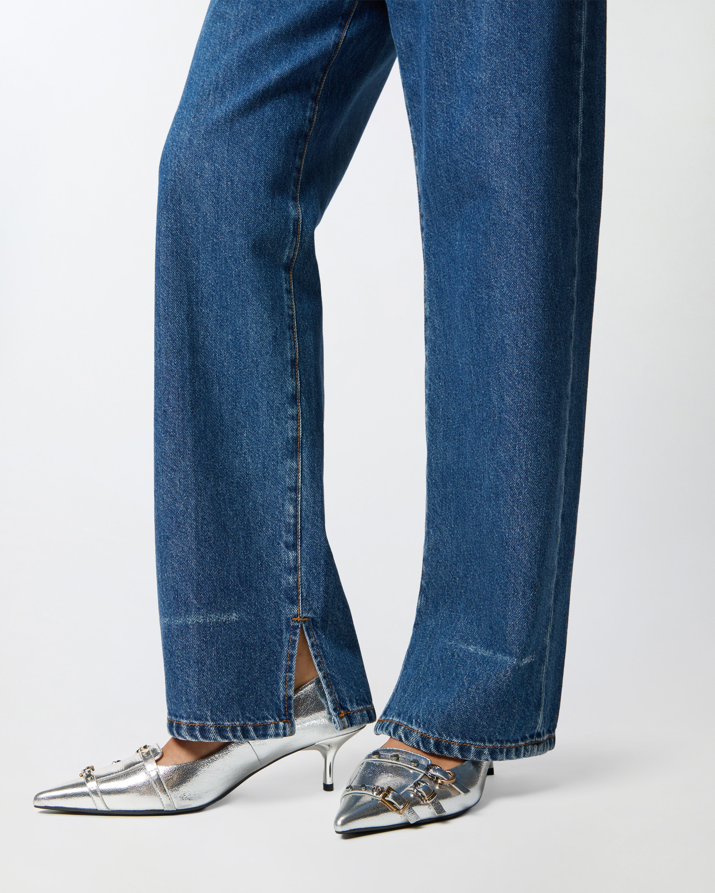 LOOSE-LEG JEANS WITH SLIT ON THE HEM - 5