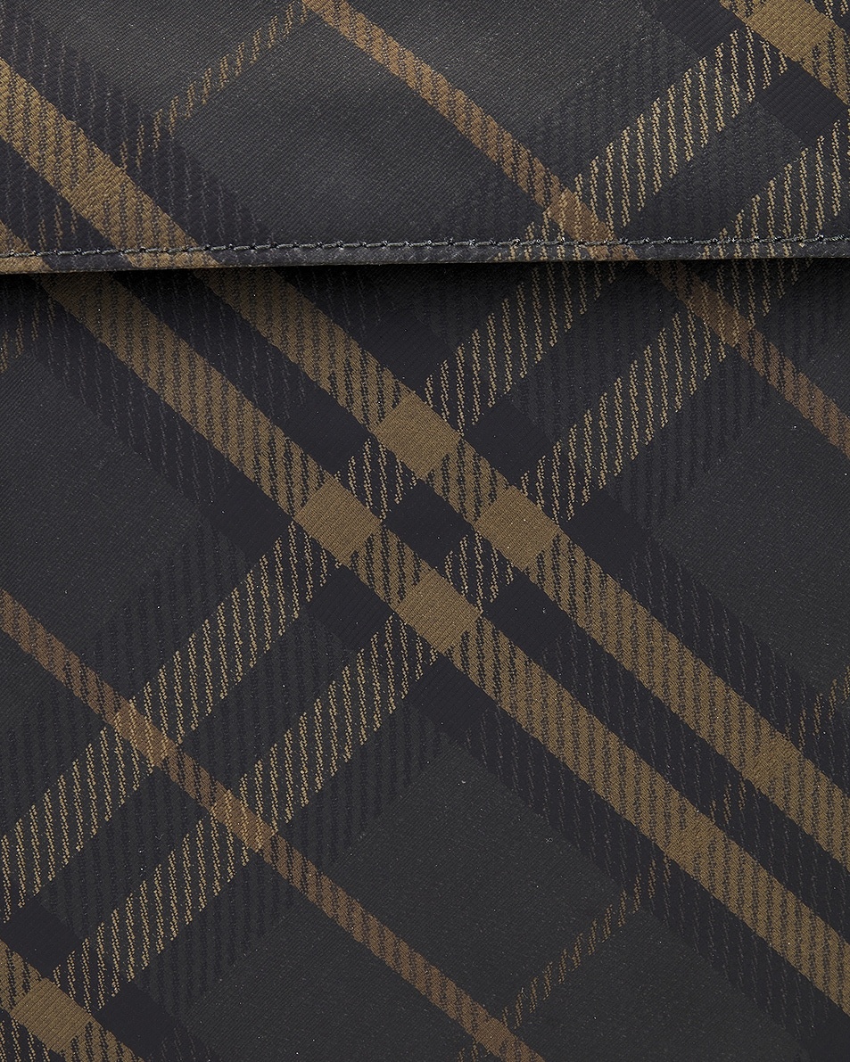 Trench Tote Check - 6