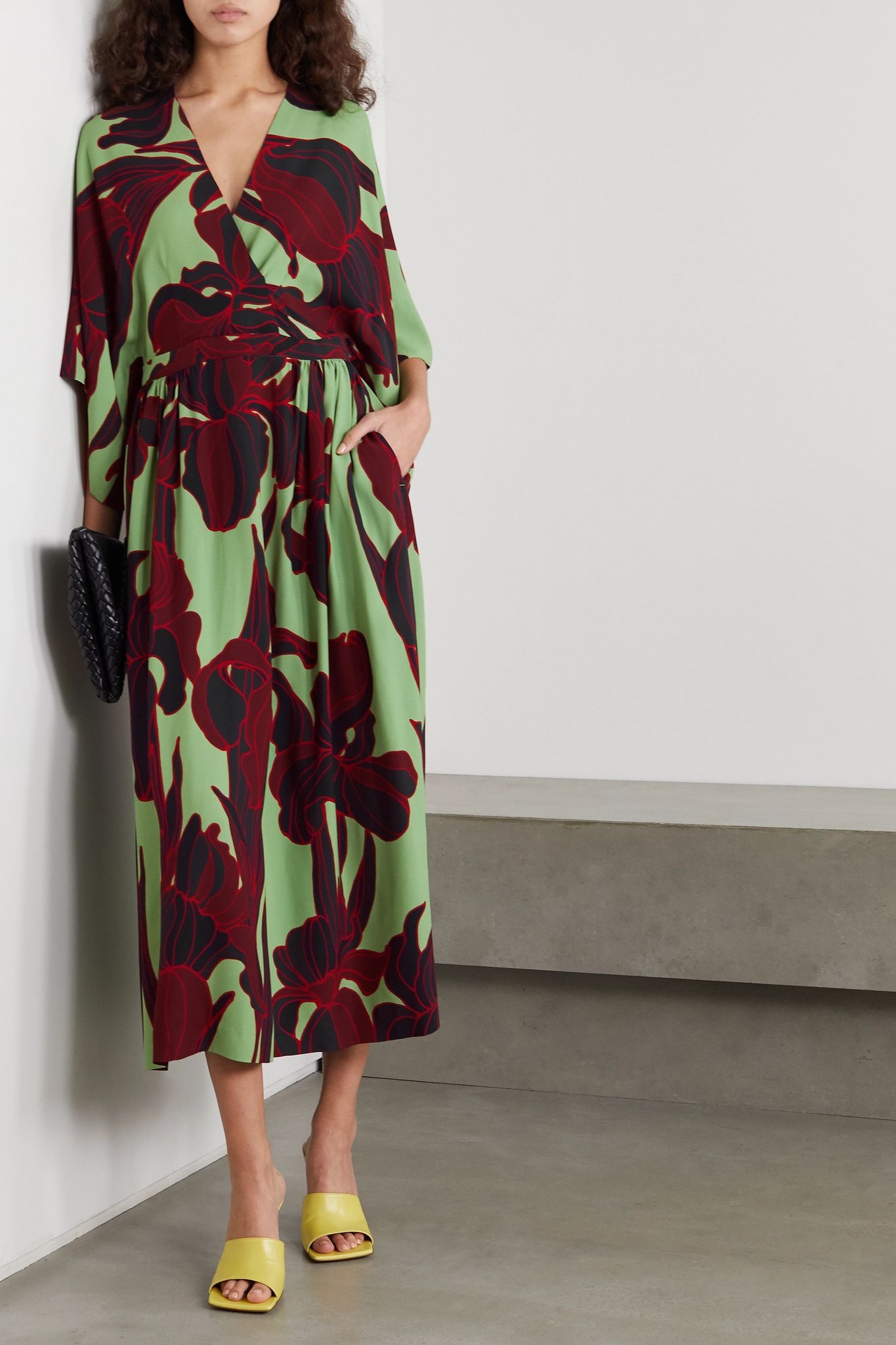 Floral-print crepe midi dress - 2