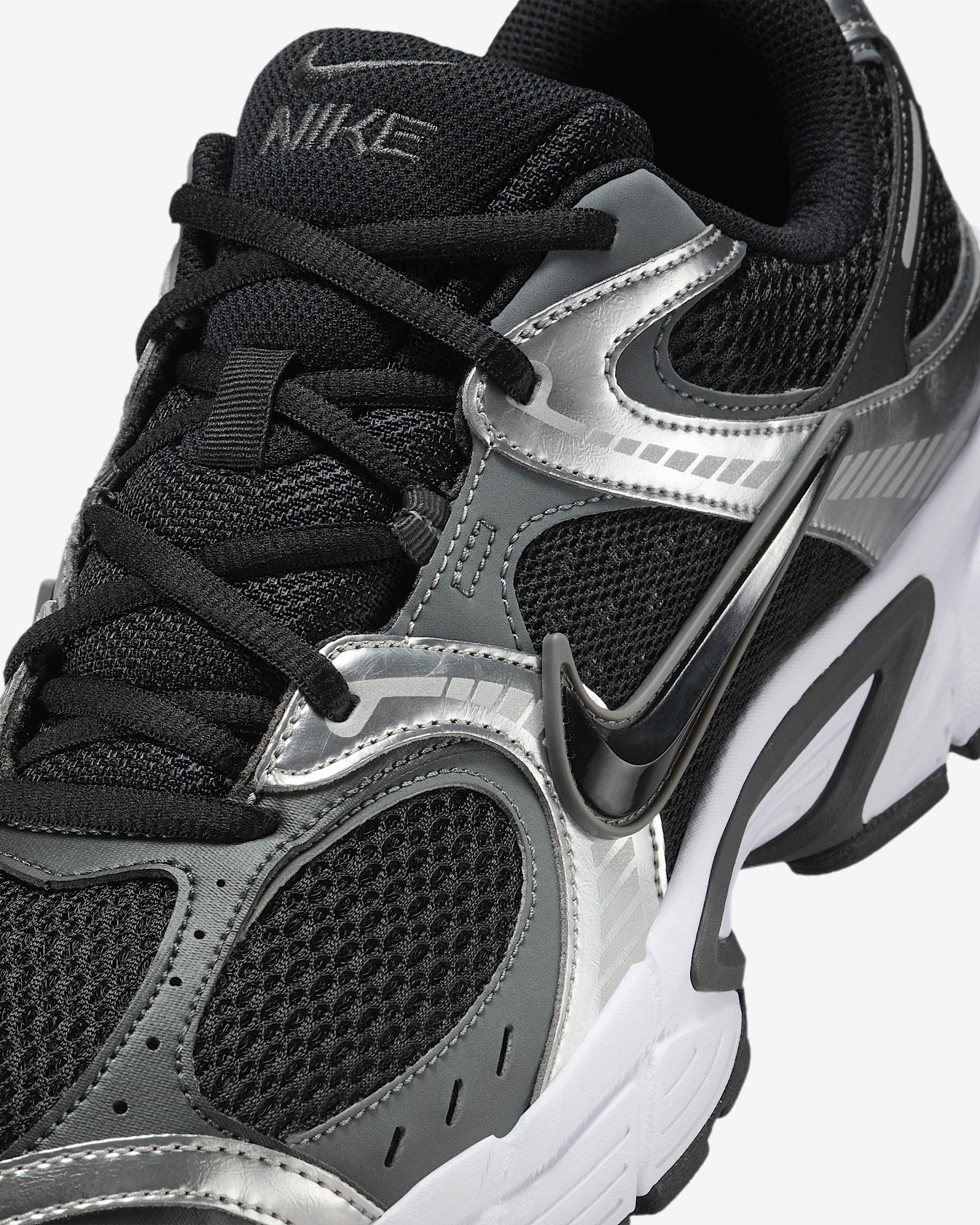 Nike V5 RNR Men's Shoes - 7