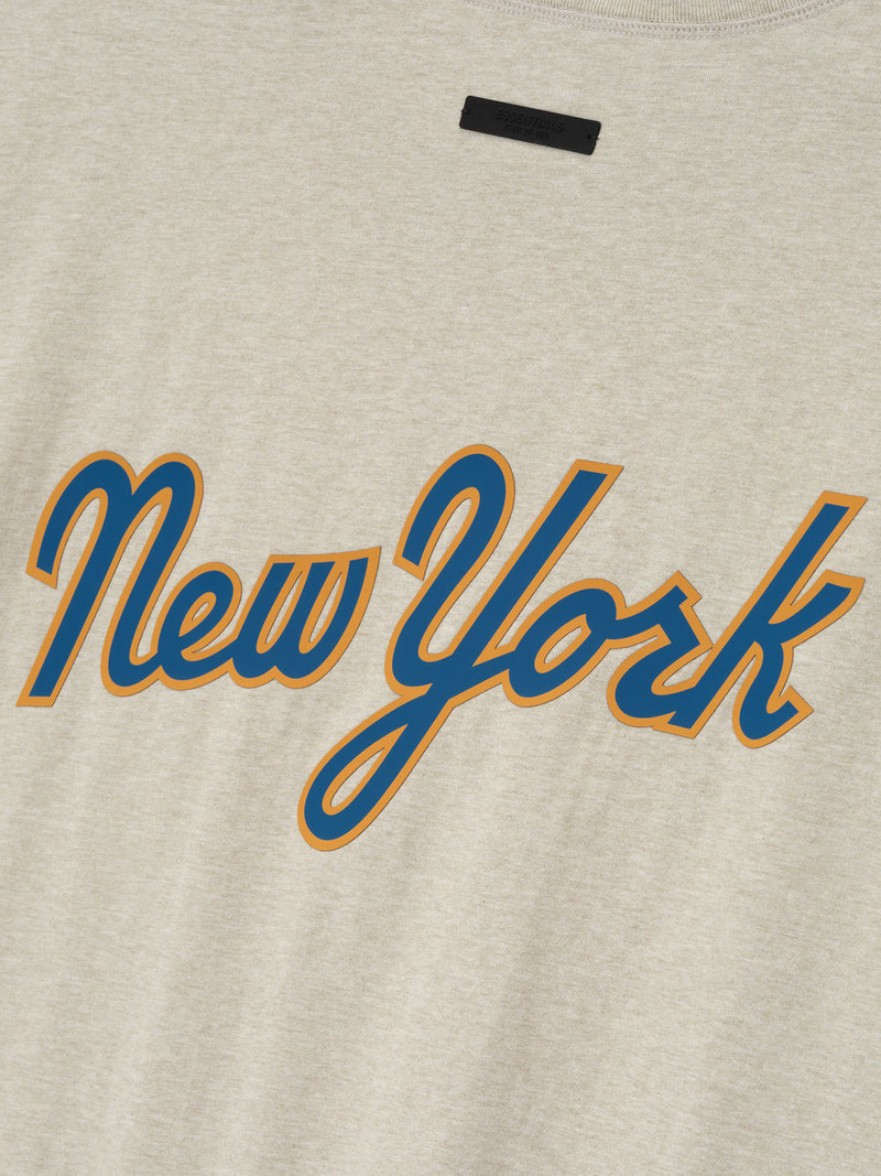 ESSENTIALS Mets 90s Tee outlook