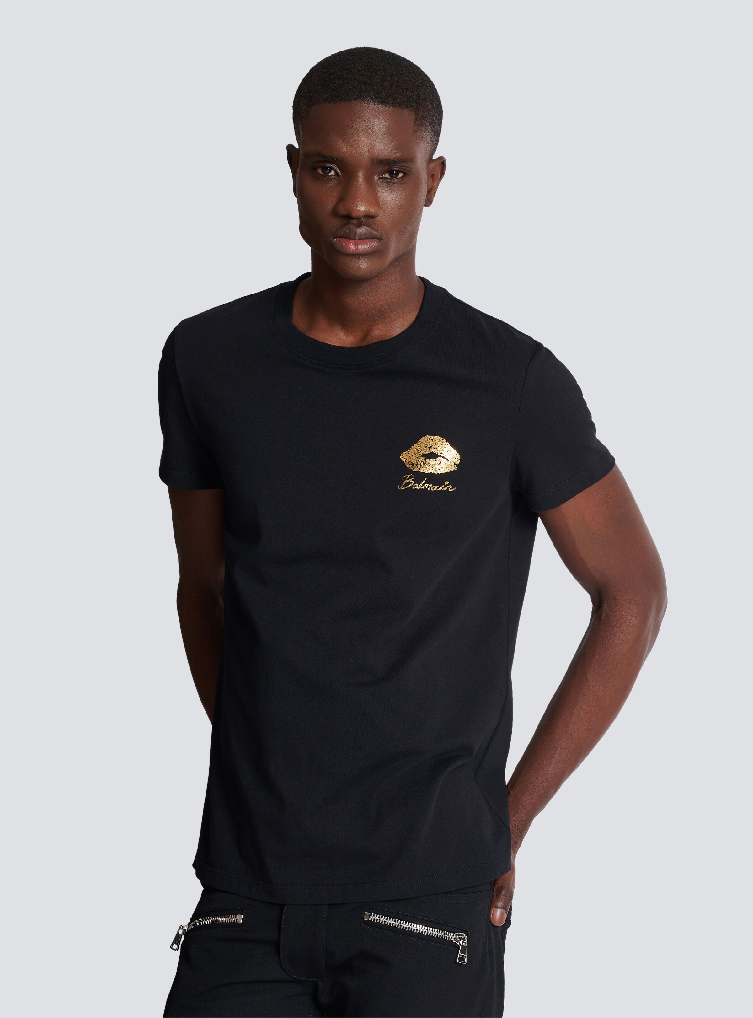 T-shirt with Balmain Kiss print - 6