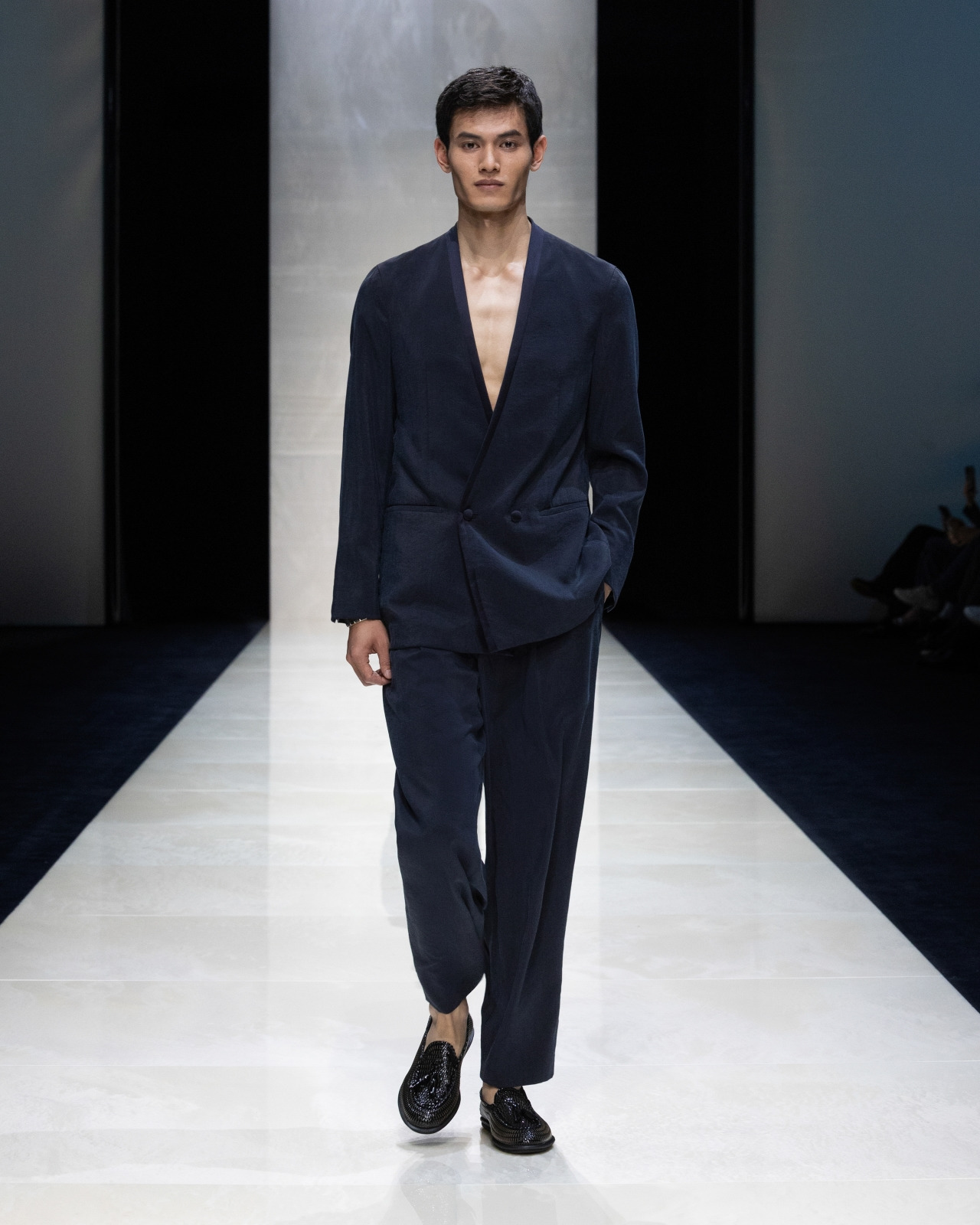 WASHED, SILK-BLEND, TWO-PLEAT TROUSERS - 6