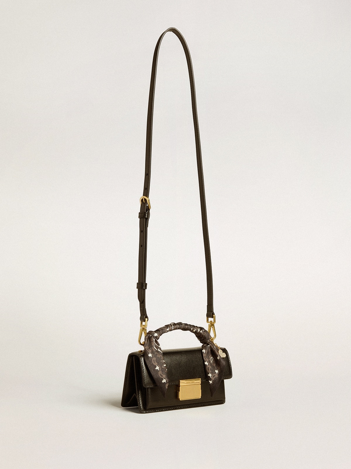 Small Venezia Bag in black boarded leather with silk scarf and charm - 2
