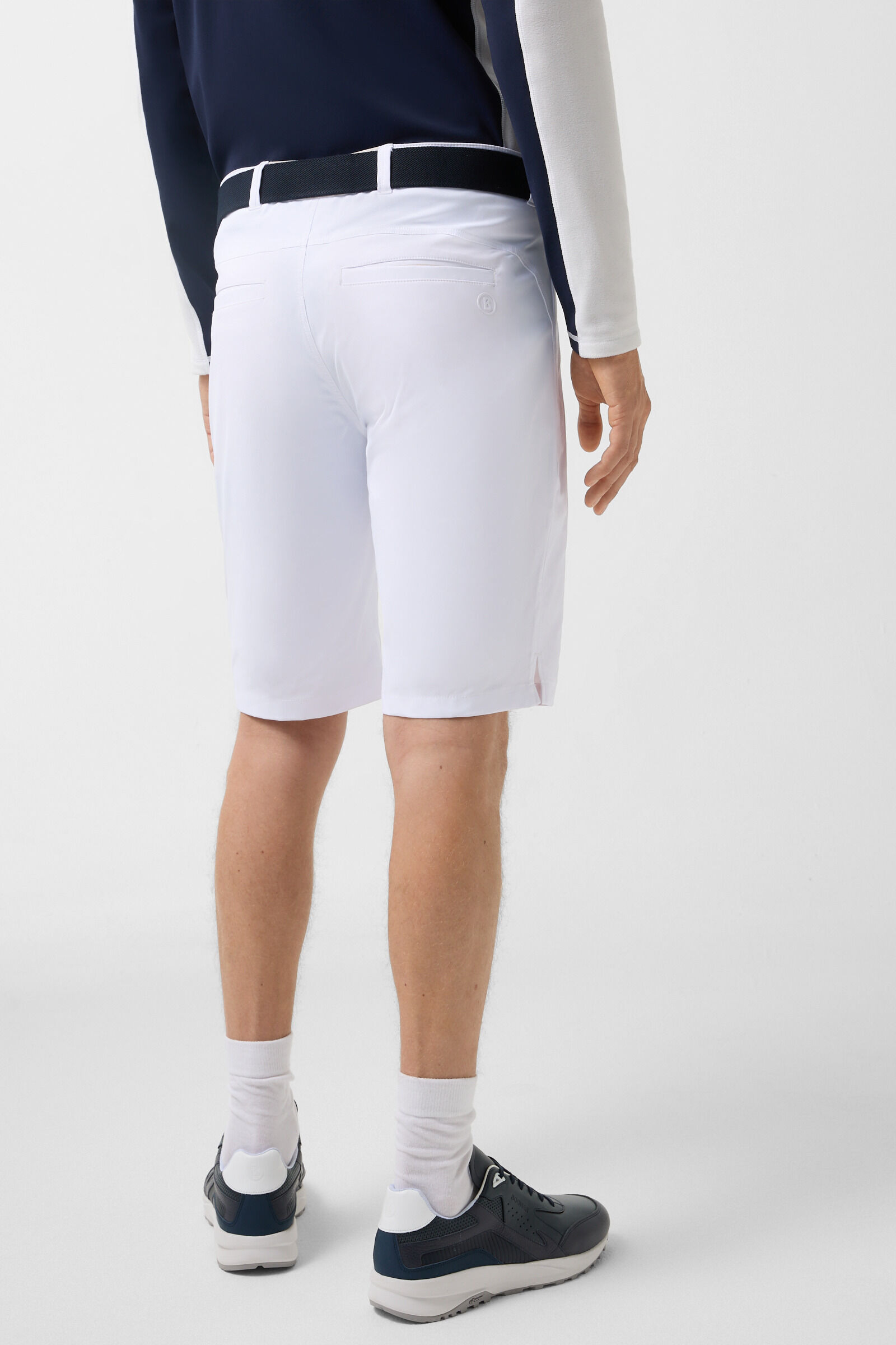 Goswin functional shorts in Off-White - 3