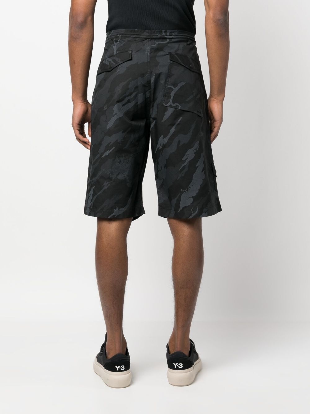 camouflage-print shorts - 4