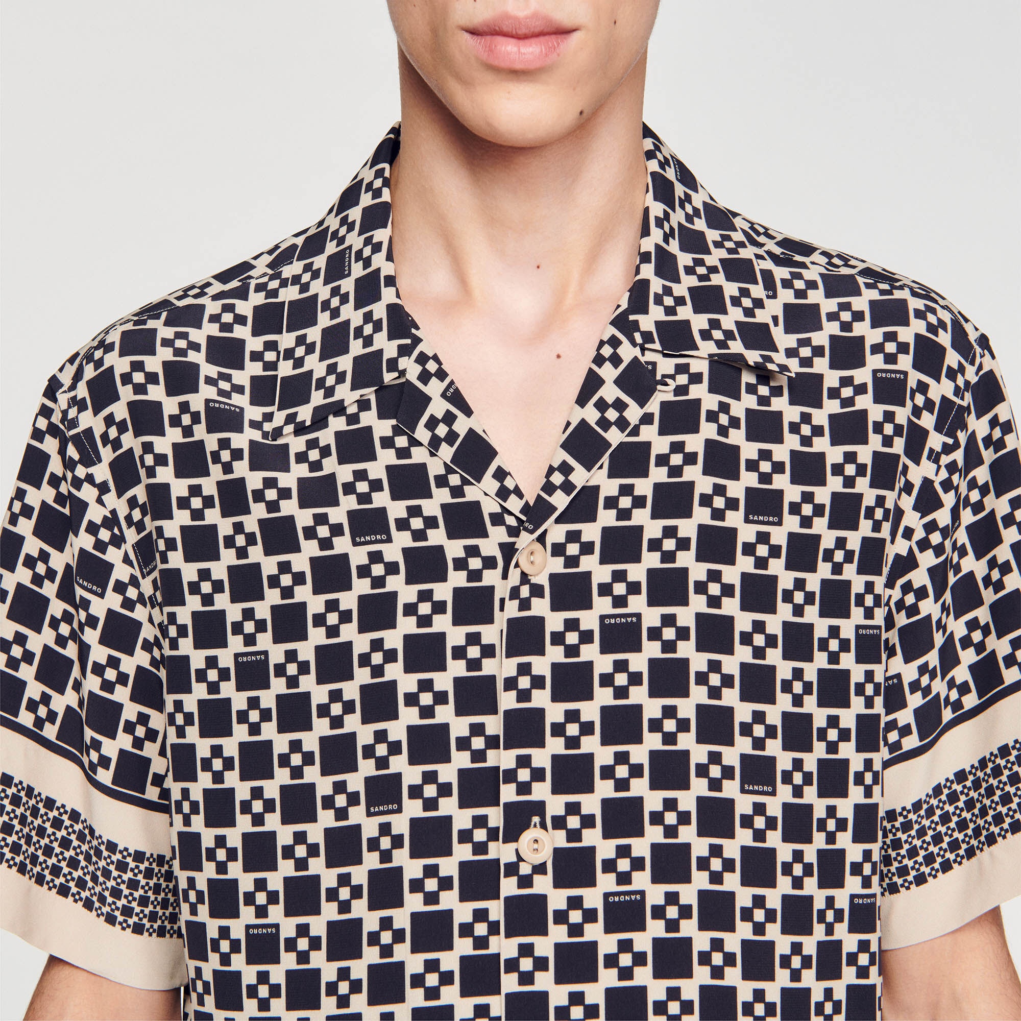 SQUARE CROSS SHORT-SLEEVED SHIRT - 4