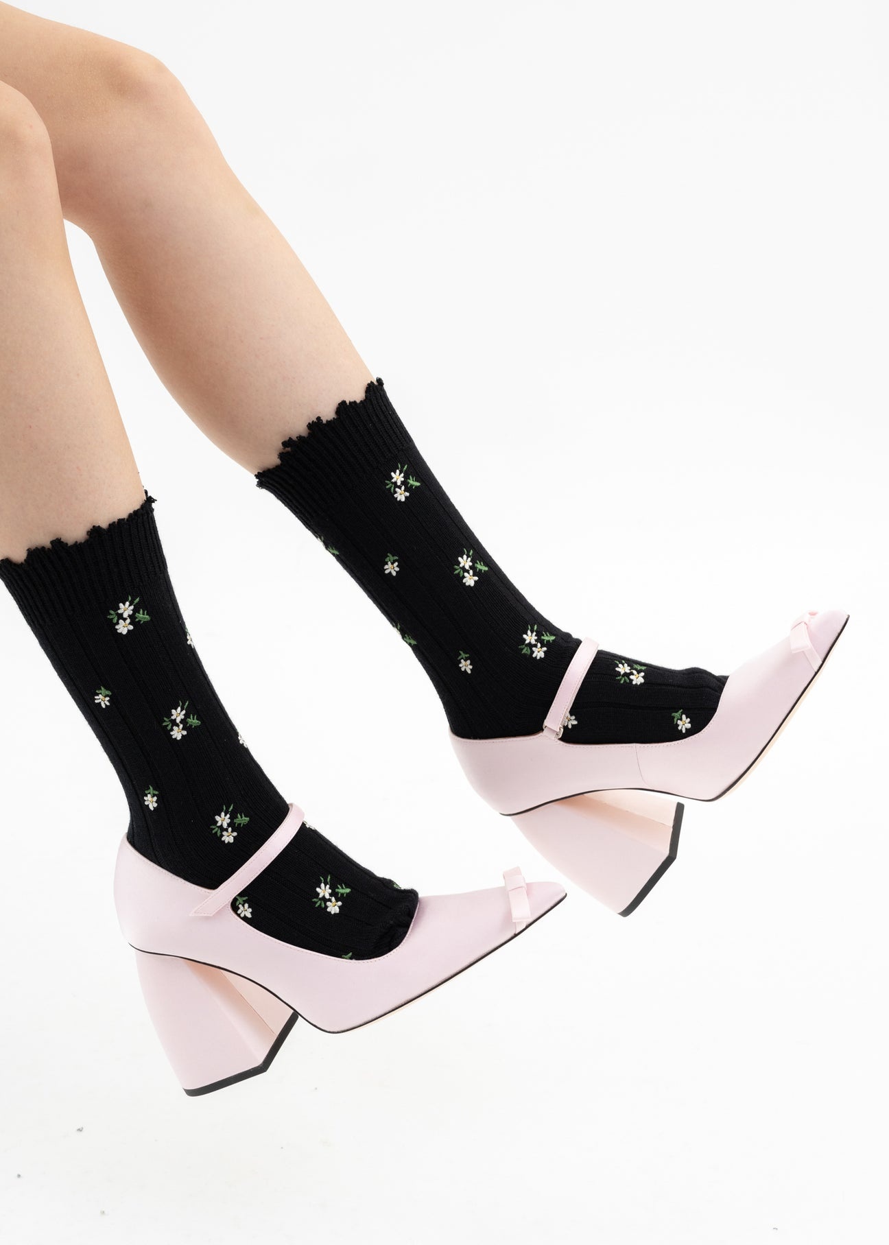 Black And White Embroidered Flora Socks - 2