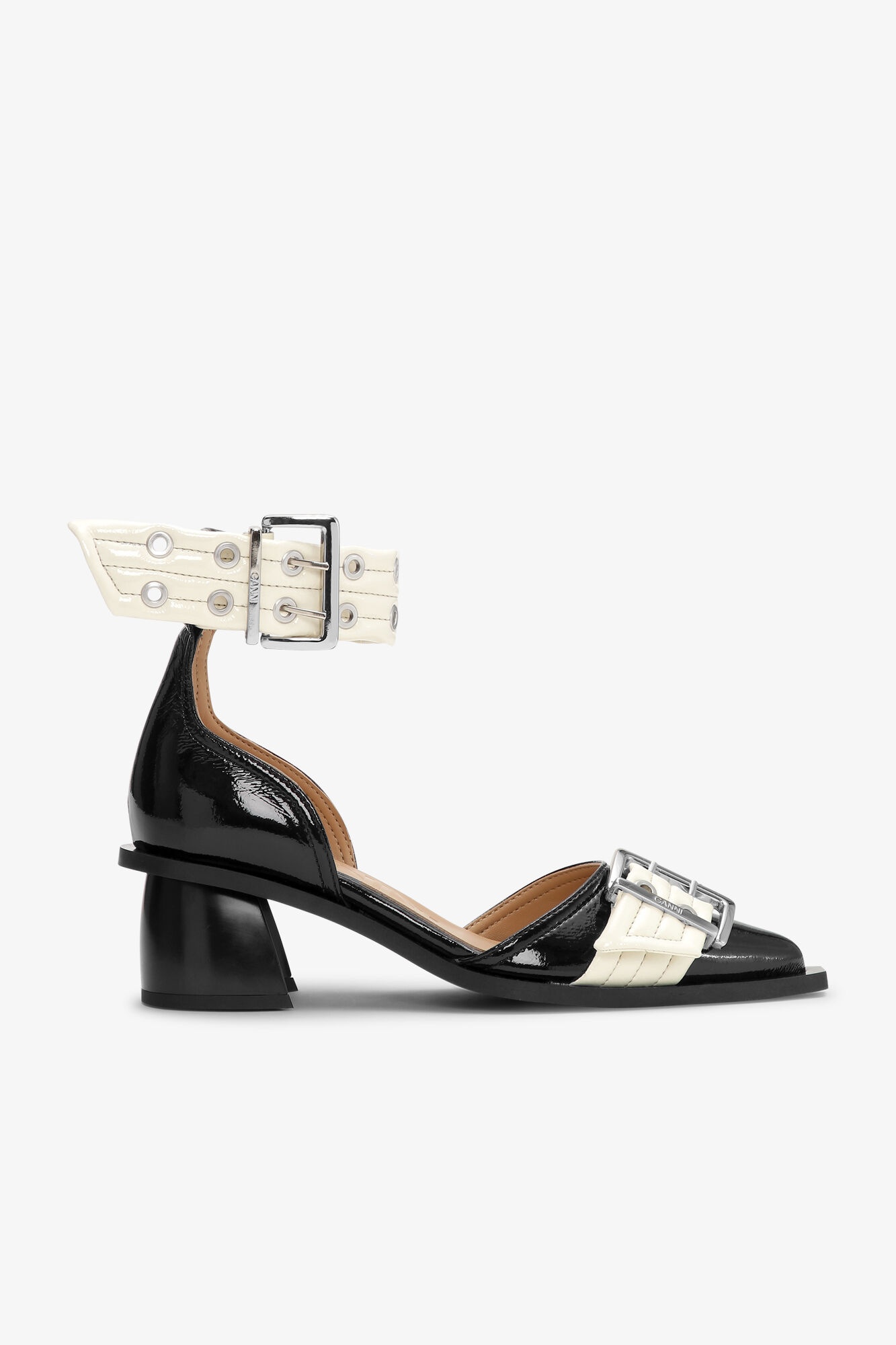 BLACK AND OFF-WHITE FEMININE BUCKLE OPEN CUT PUMPS - 1