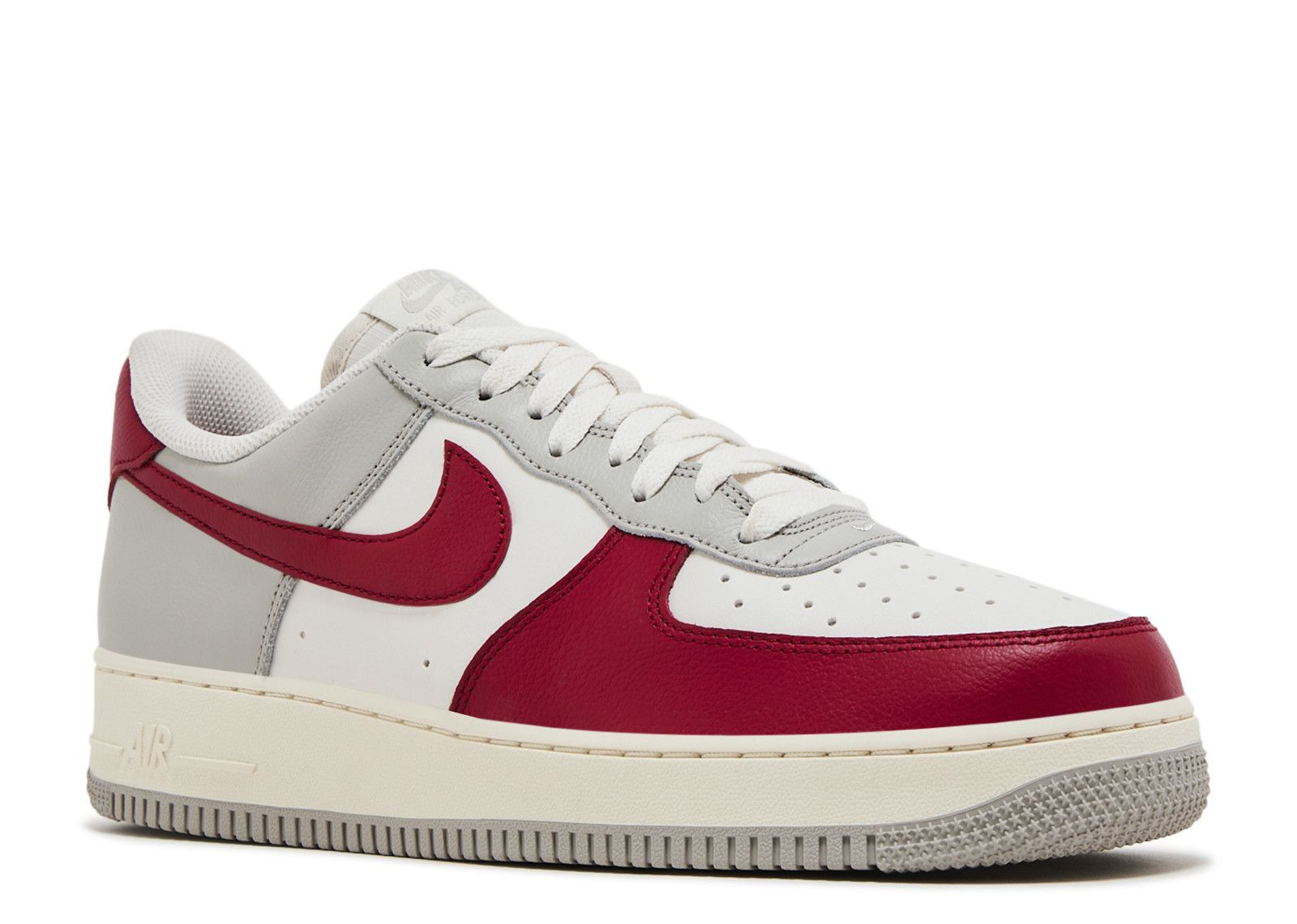 AIR FORCE 1 '07 LV8 'GYM RED TOE' - 2
