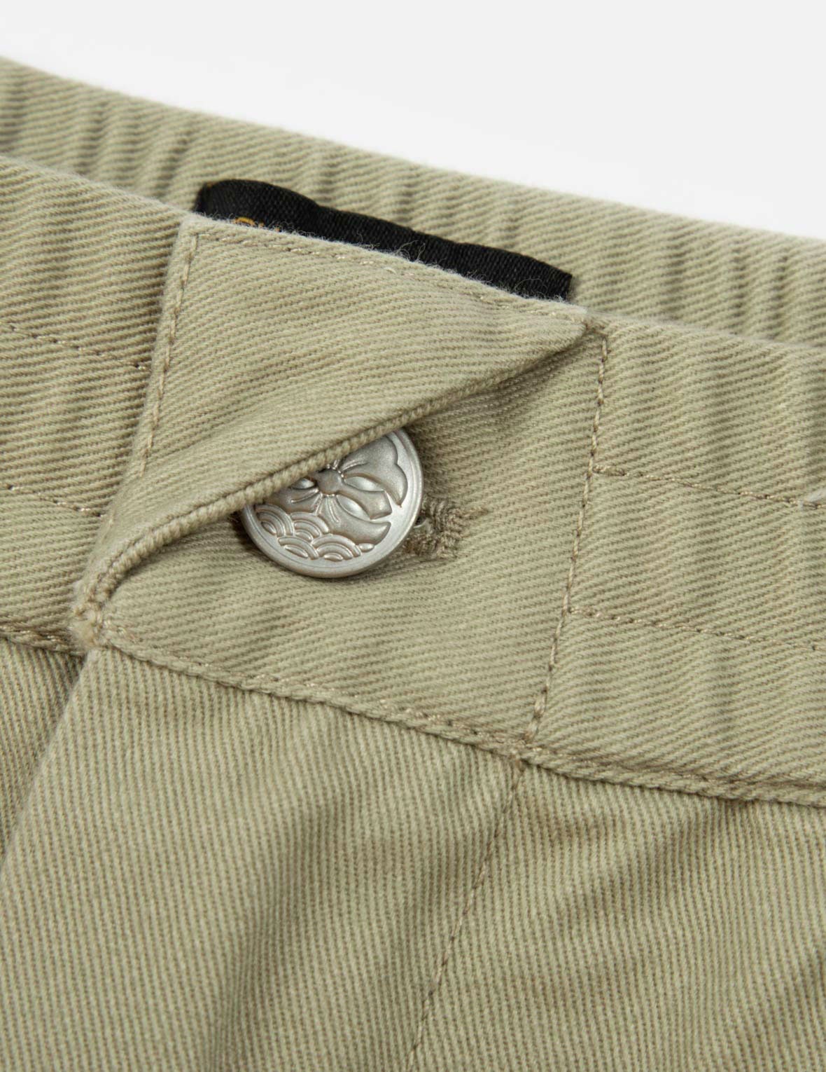 SAMURAI PRINT CHINO PANTS - 11