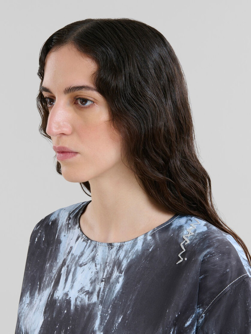 GREY DUCHESSE DRESS WITH CRAYON LEOPARD PRINT 4