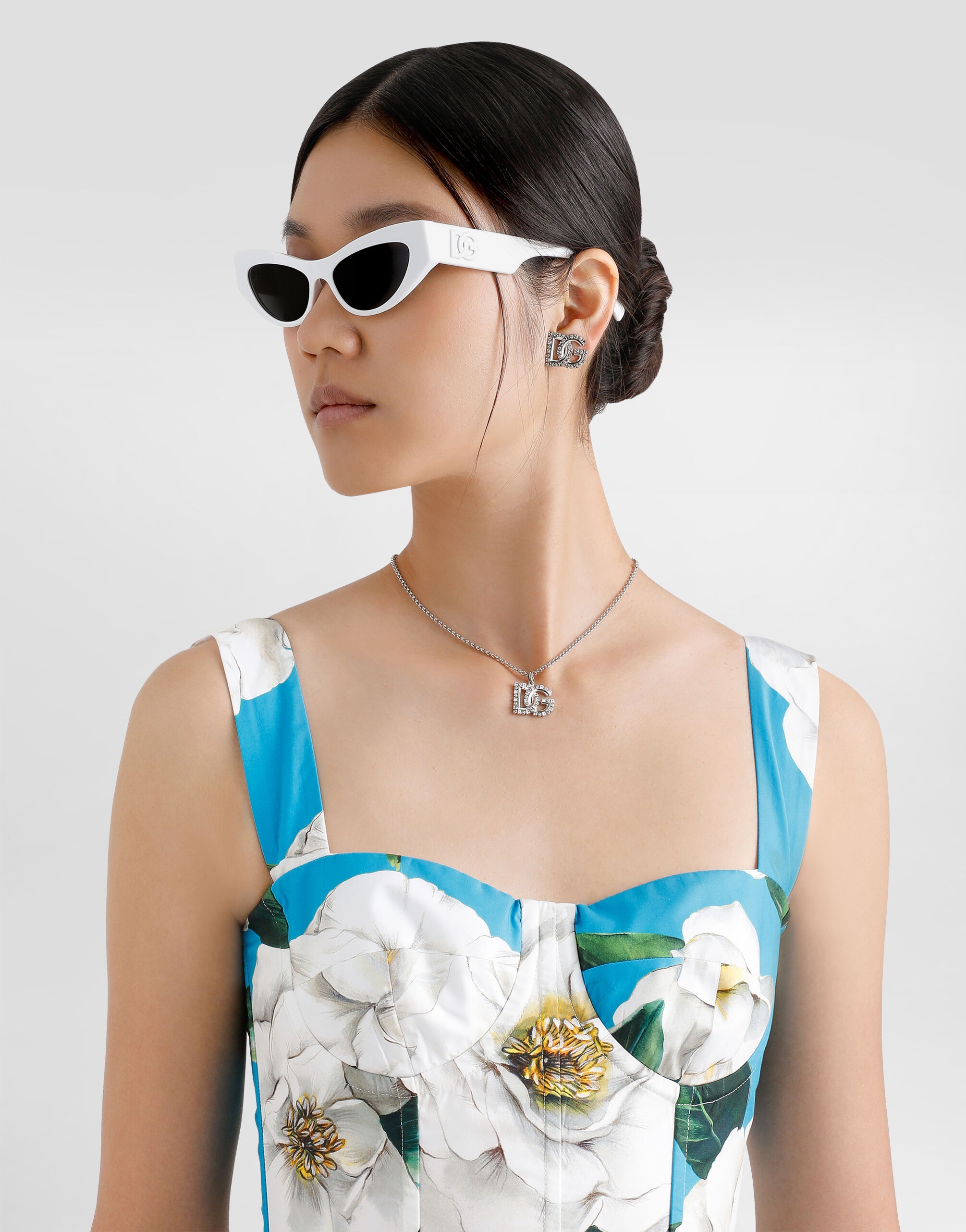 Fine link necklace with rhinestone-detailed DG logo - 2