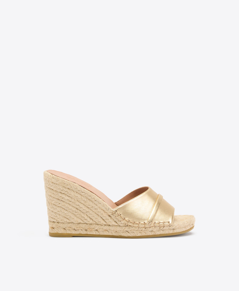 Soleil 85 Gold Leather Wedge Sandals 1