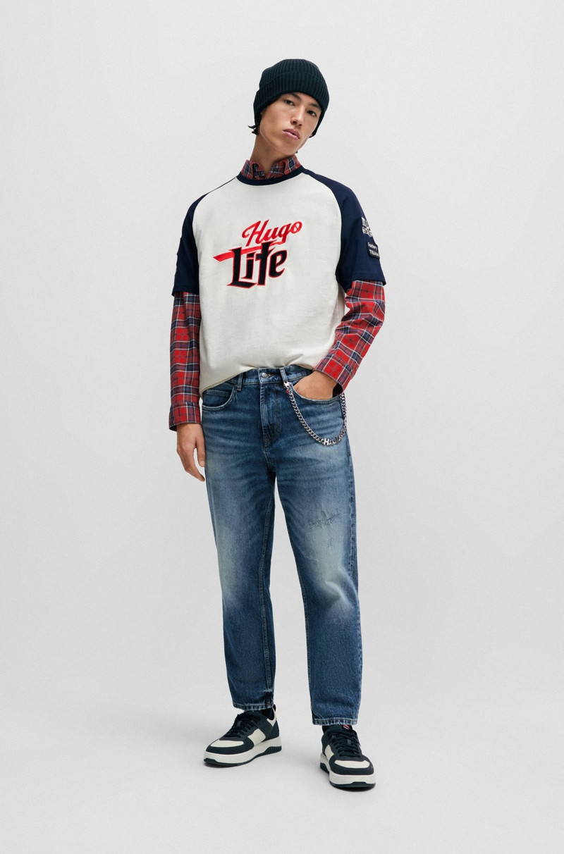 HUGO LOOSE-FIT JEANS IN VINTAGE-WASHED COMFORT-STRETCH DENIM outlook