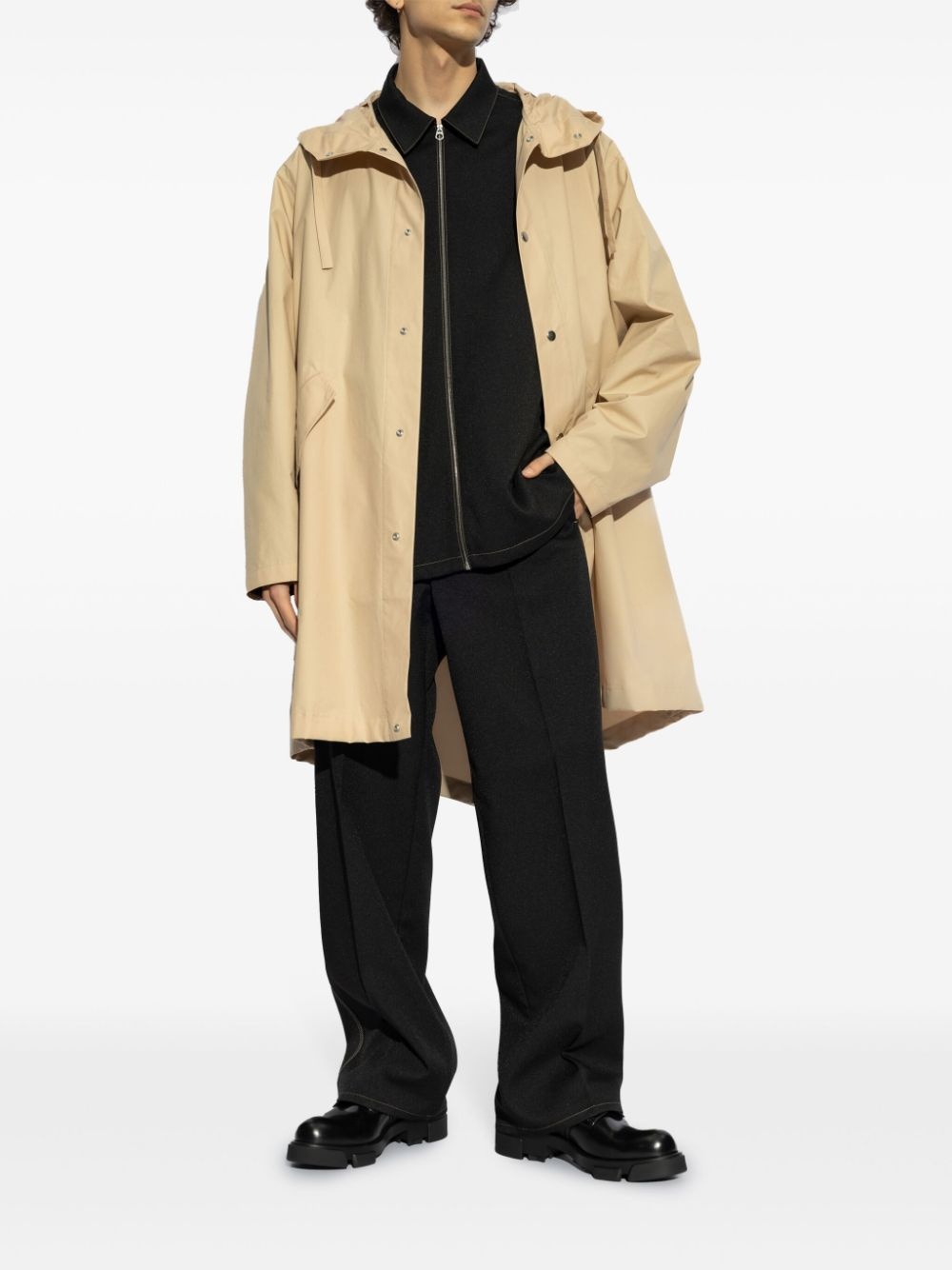 logo-print raincoat - 2
