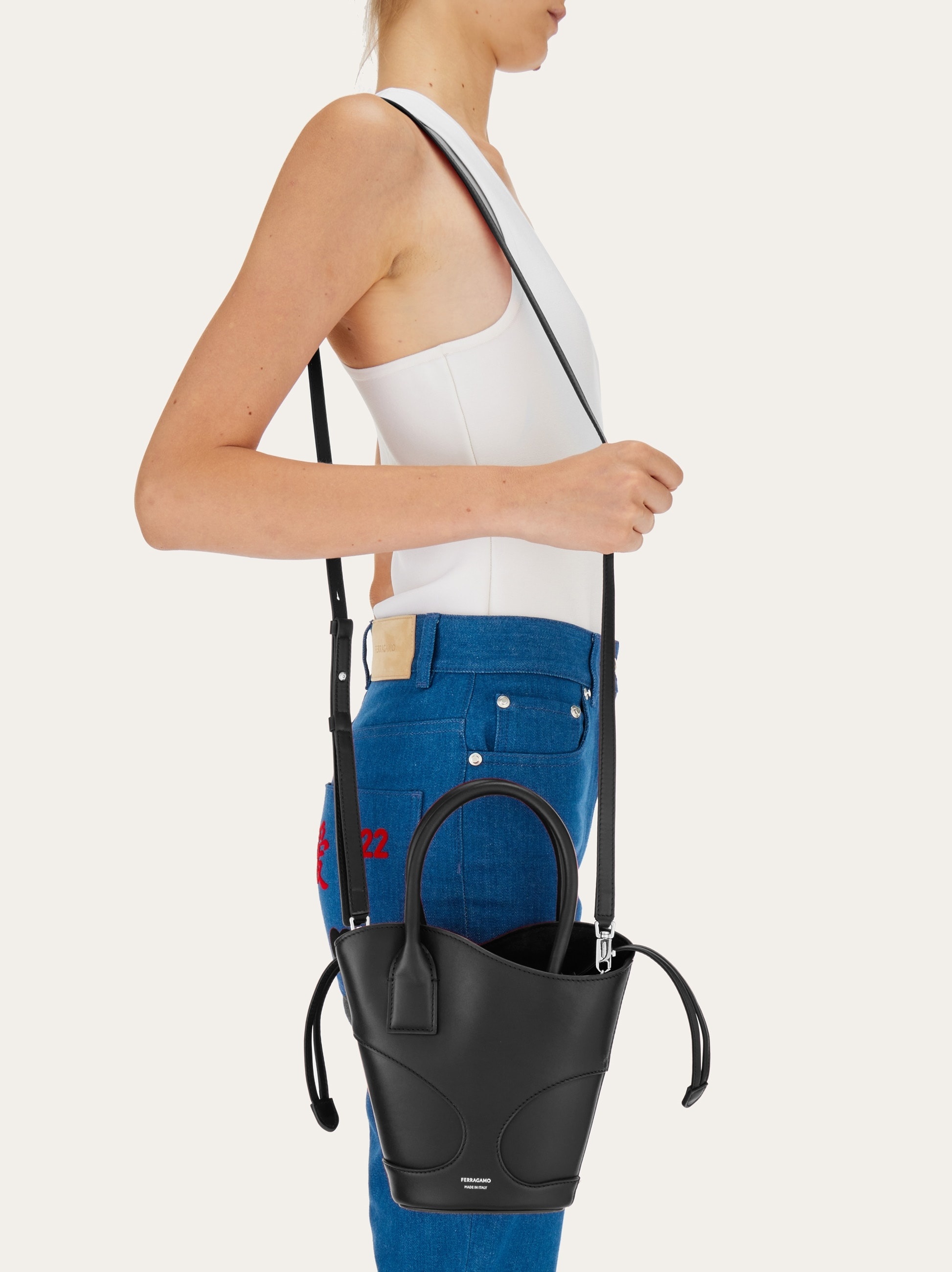 Tote bag with cut-out detailing (S) - 3