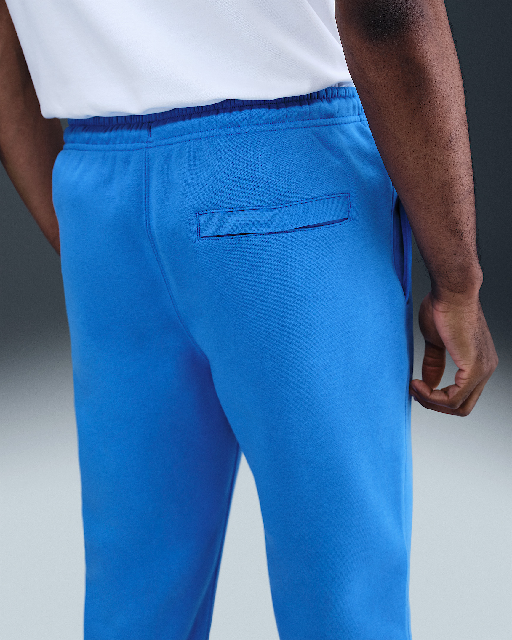 Nike Club Men's Joggers - 3