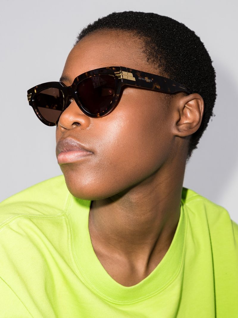 tortoiseshell-effect cat-eye sunglasses - 4