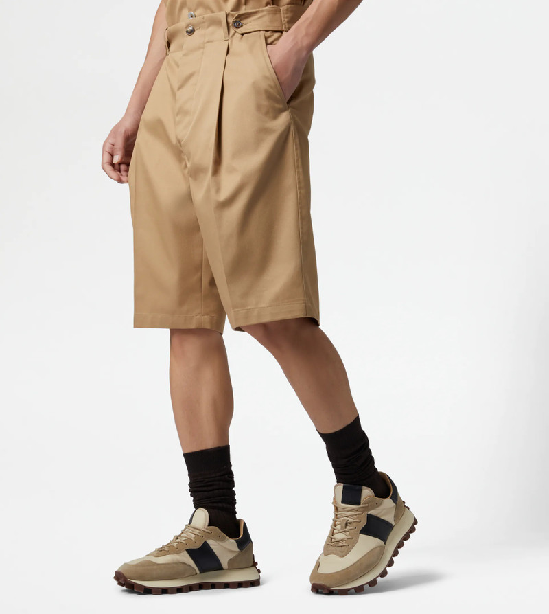 BERMUDA SHORTS WITH DARTS - BEIGE 7