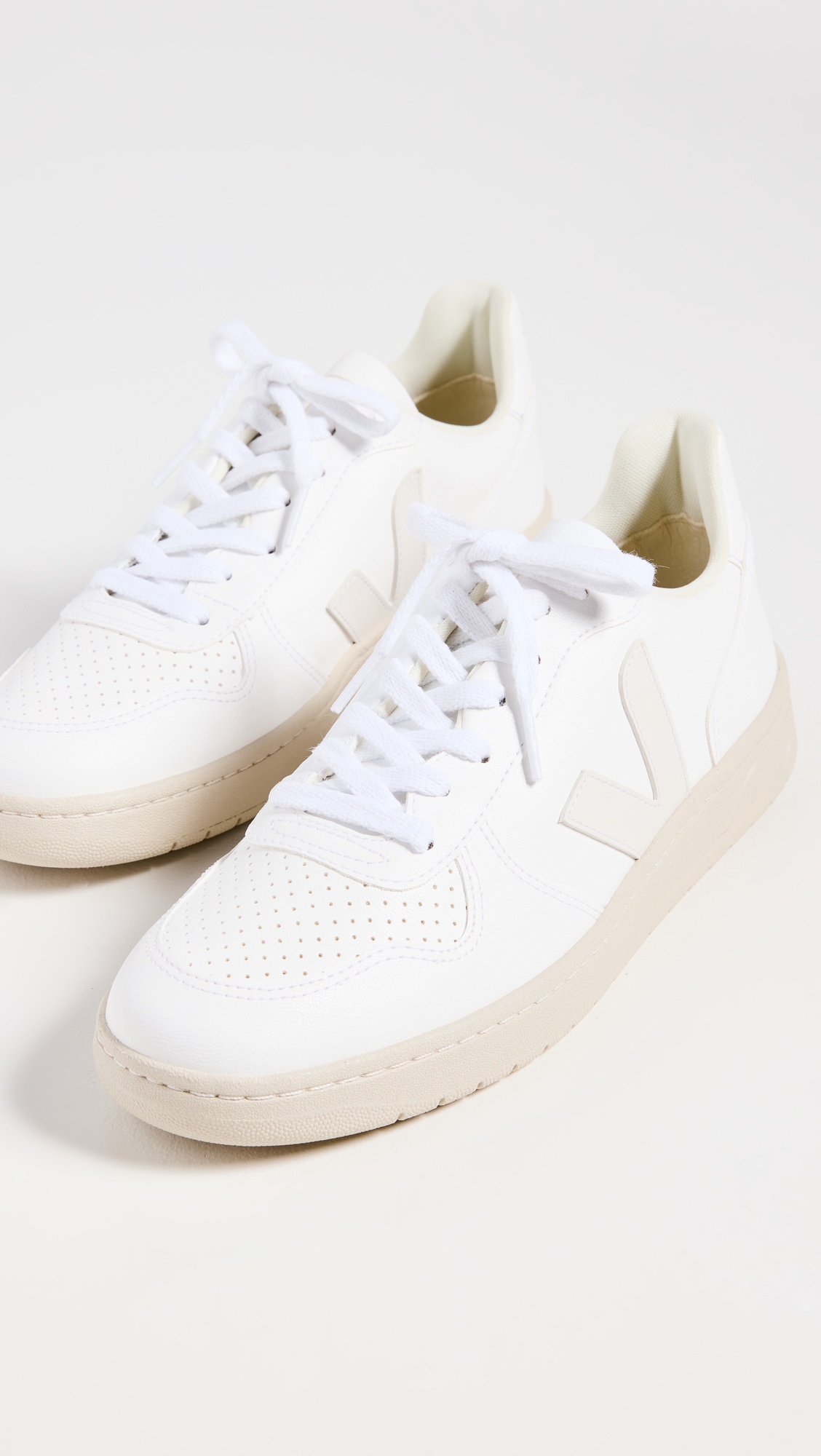V-10 Laceup Sneakers - 4