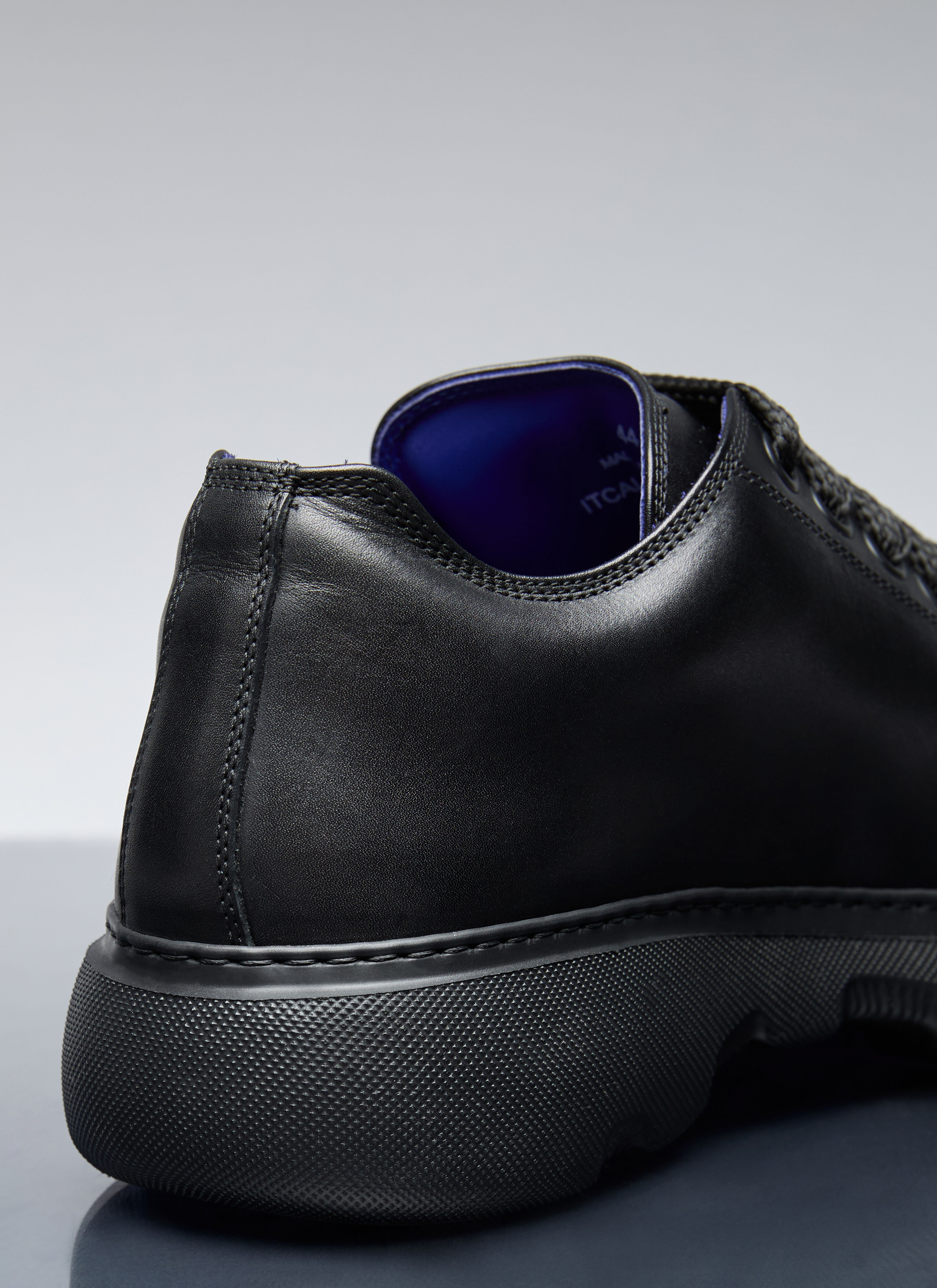 BURBERRY★素敵！RANGER BLACK LEATHER LACE UP SNEAKERS Burberry Men's' Ranger Leather Sneakers in Black | LN-CC®
