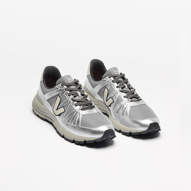 VEJA SALAR ALVEOMESH PIERRE SILVER outlook