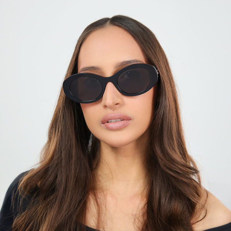 illesteva Luna Sunglasses outlook