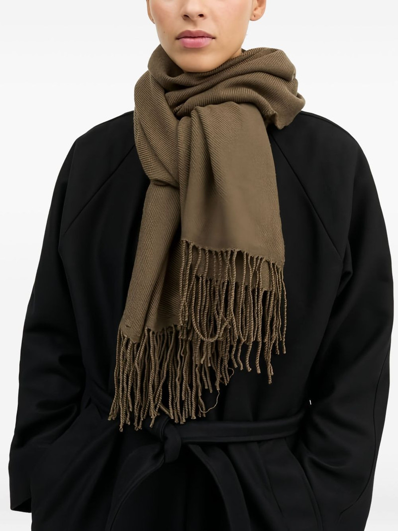 SKALL Nelle scarf outlook